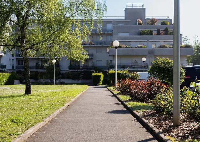 The Green Home - Quiet And Fully Equipped High-End Studio With Parking