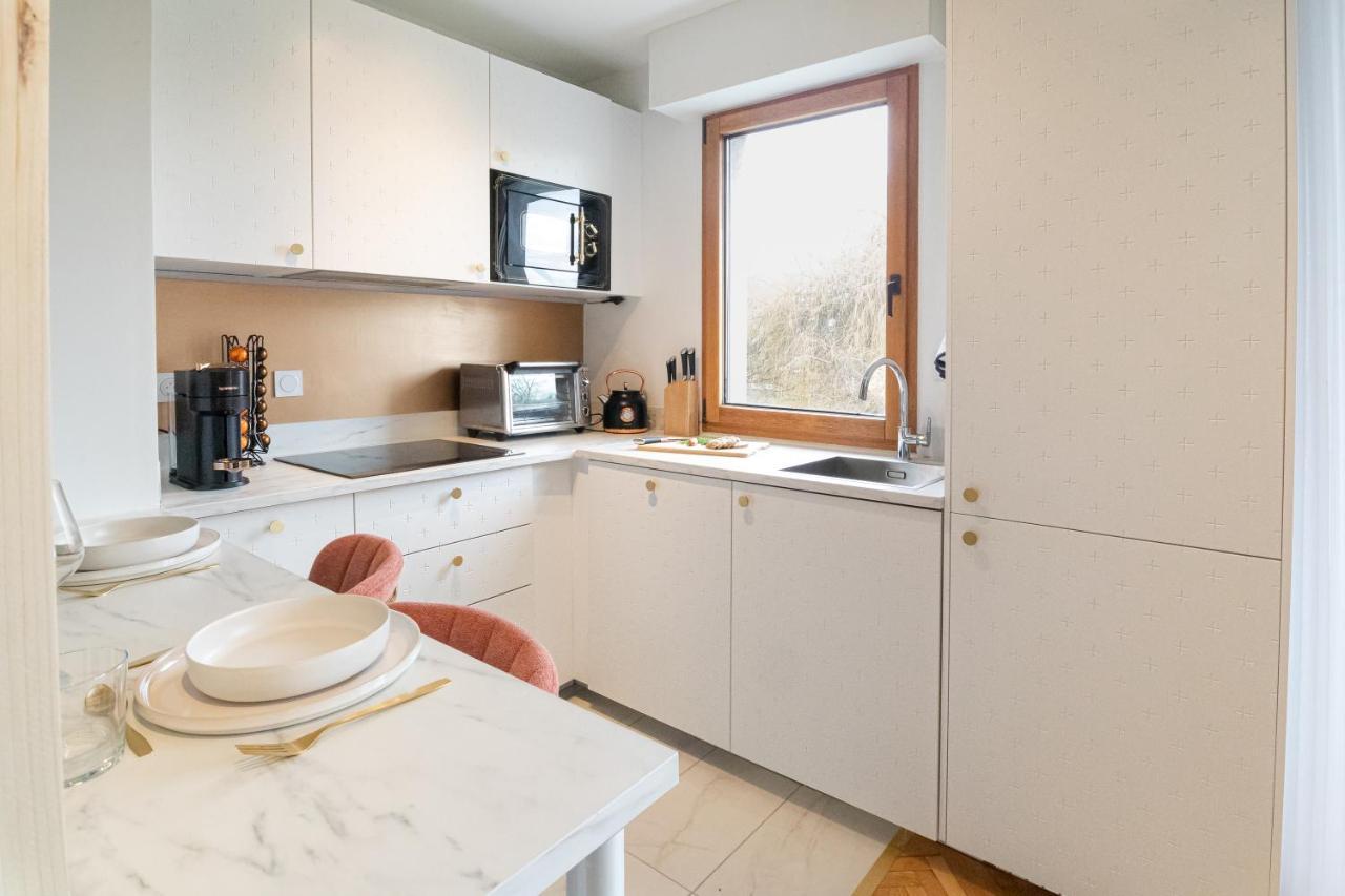 The - Quiet And Fully Equipped High-end With Parking